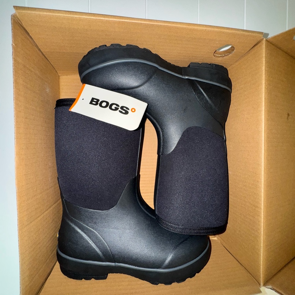 Bogs Women's Classic Mid Length Rain Boot Black Size 7 - Picture 5 of 8